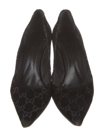 Gucci GG Logo Velvet Pumps