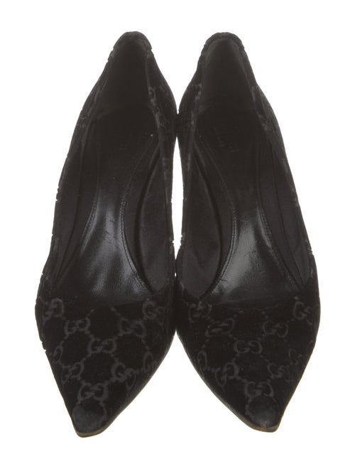 Gucci GG Logo Velvet Pumps
