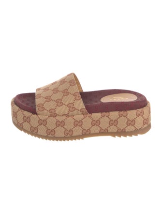 Gucci GG Canvas Canvas Slides
