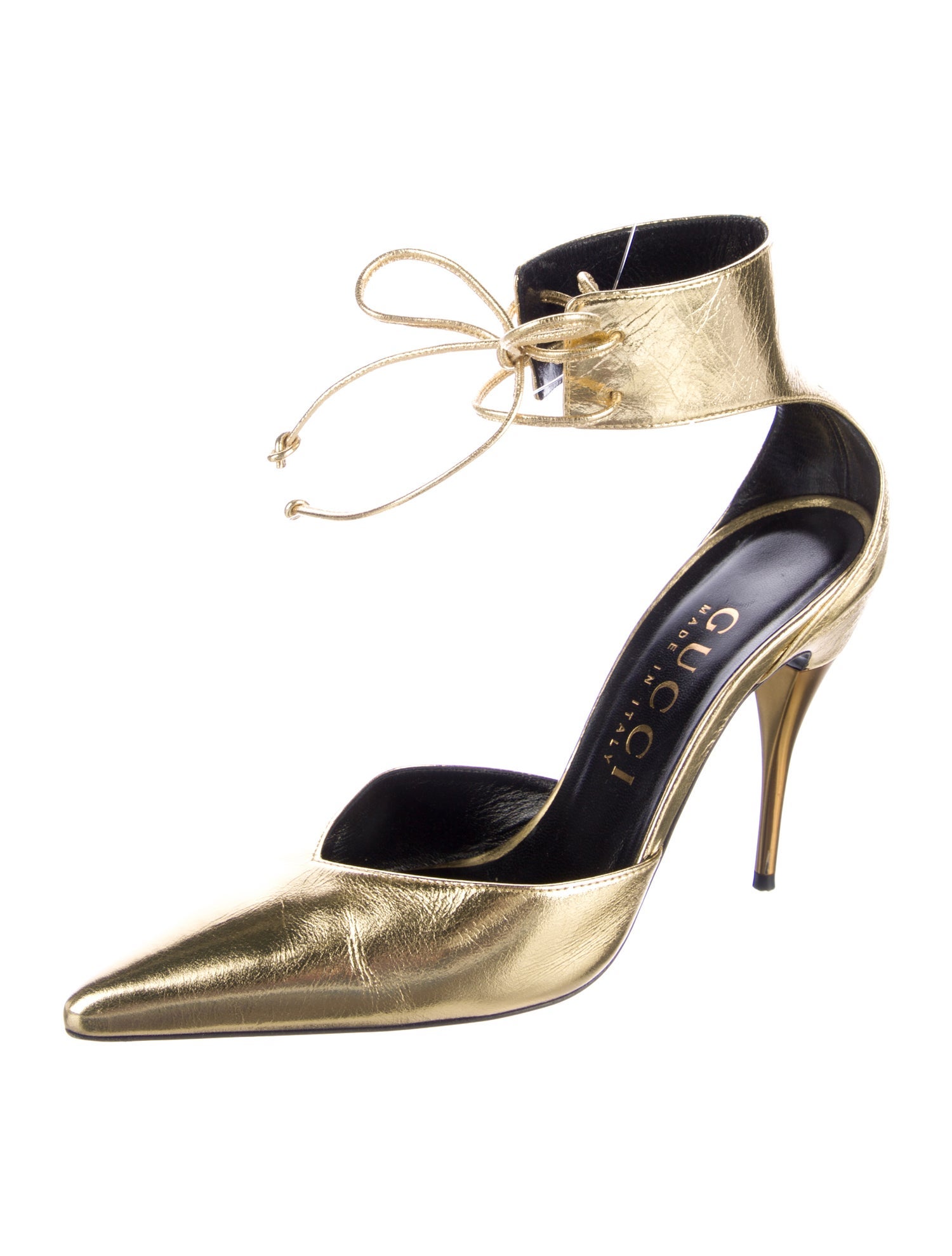 Gucci Leather T-Strap Pumps