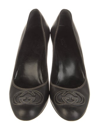 Gucci Interlocking G Logo Leather Pumps
