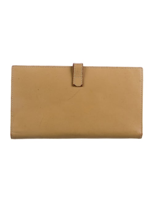 Gucci Piston Lock Accent Leather Wallet