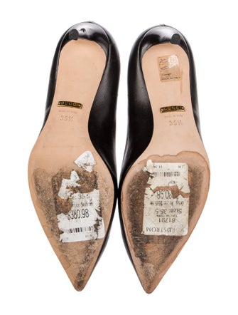 Gucci Leather Pumps