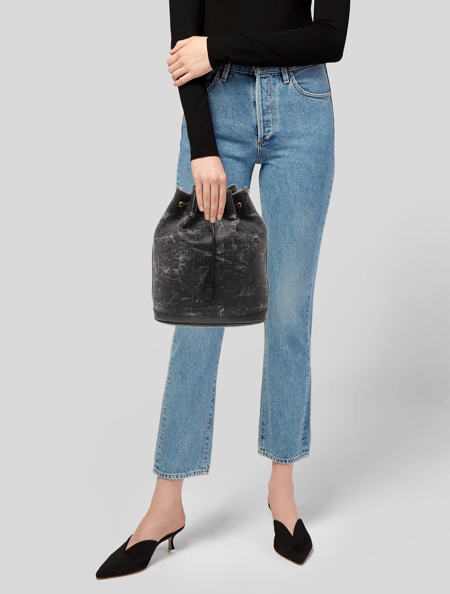 Gucci Leather Bucket Bag