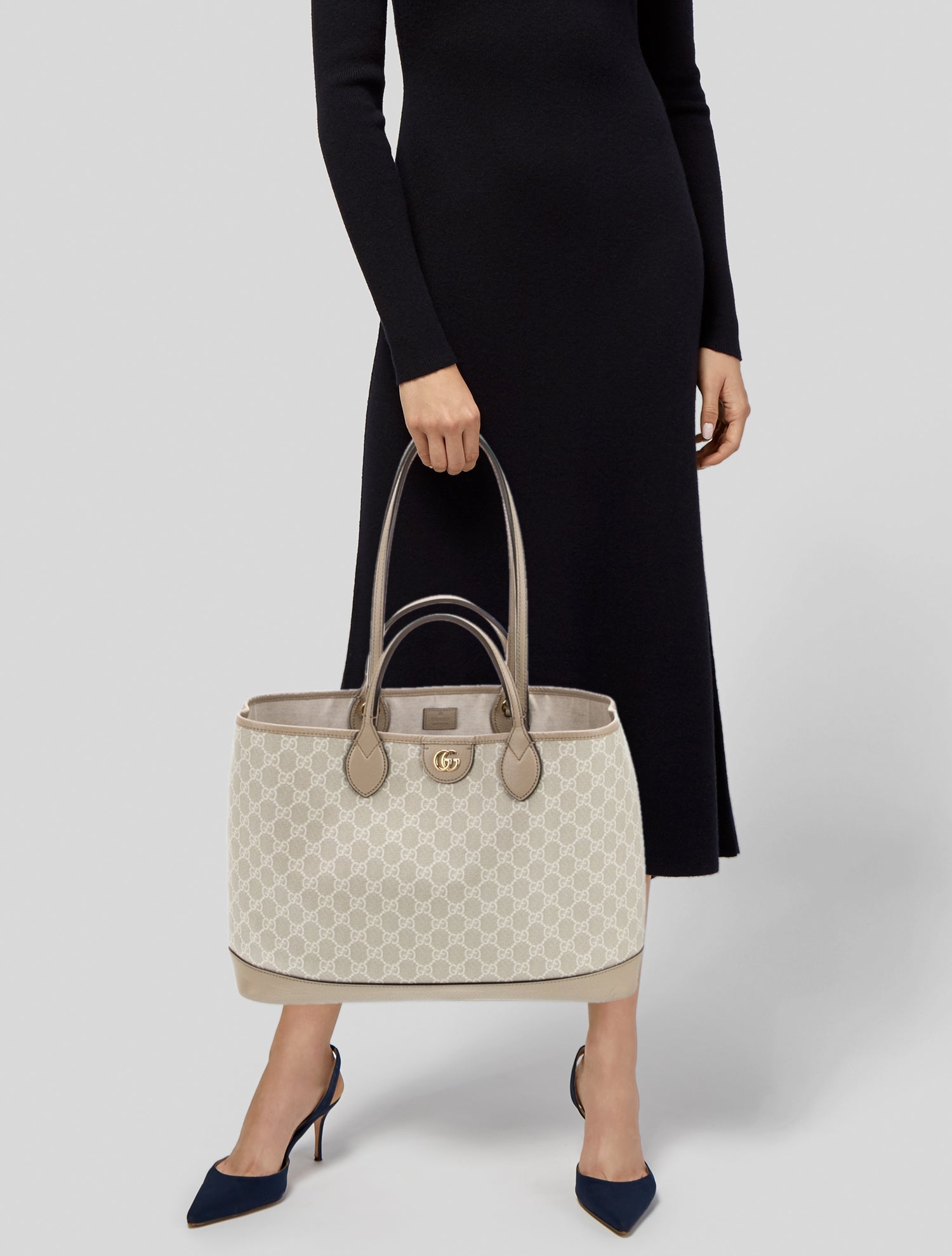 Gucci GG Supreme Ophidia Medium