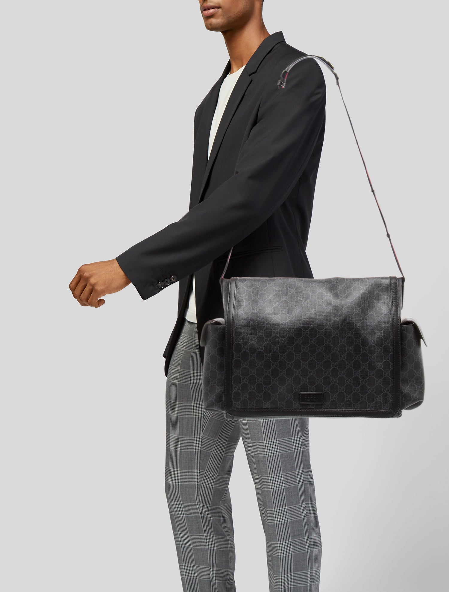 Gucci GG Supreme Messenger Bag