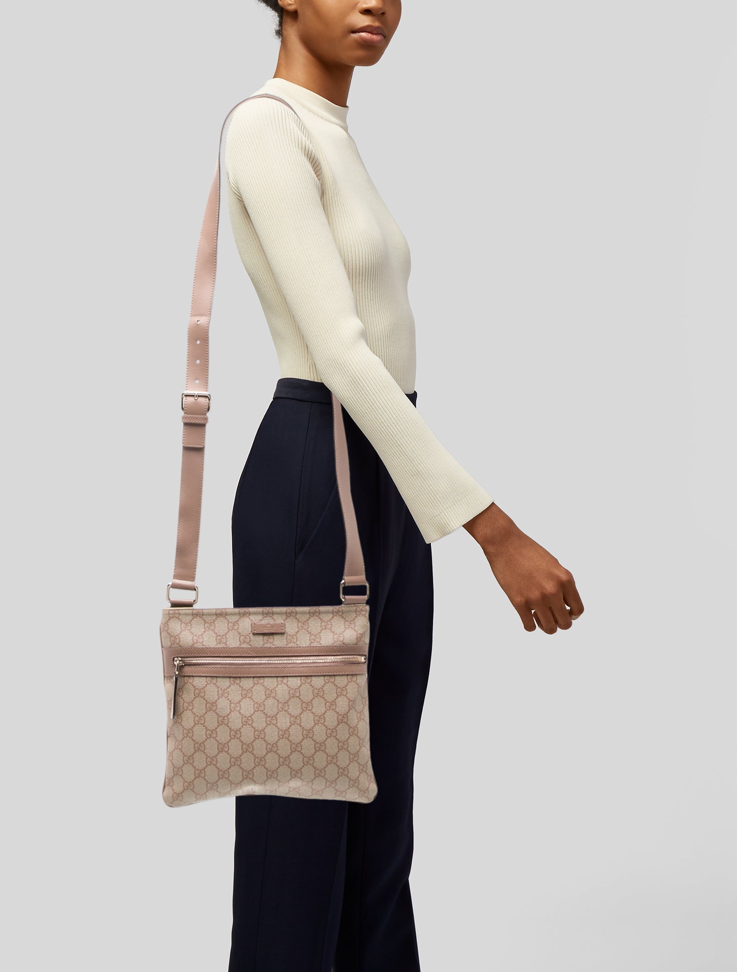 Gucci GG Supreme Messenger Bag