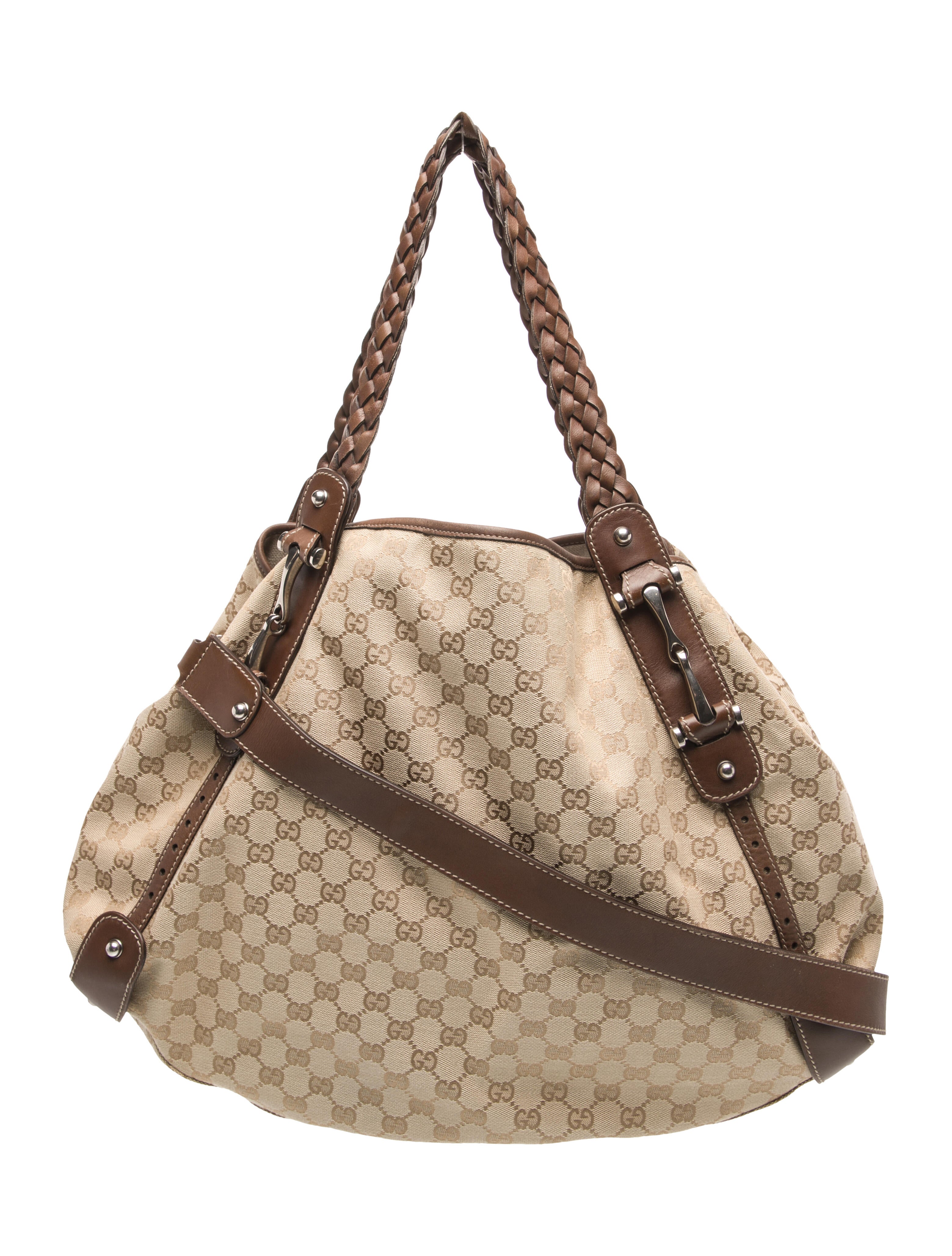 Gucci GG Canvas Pelham Medium