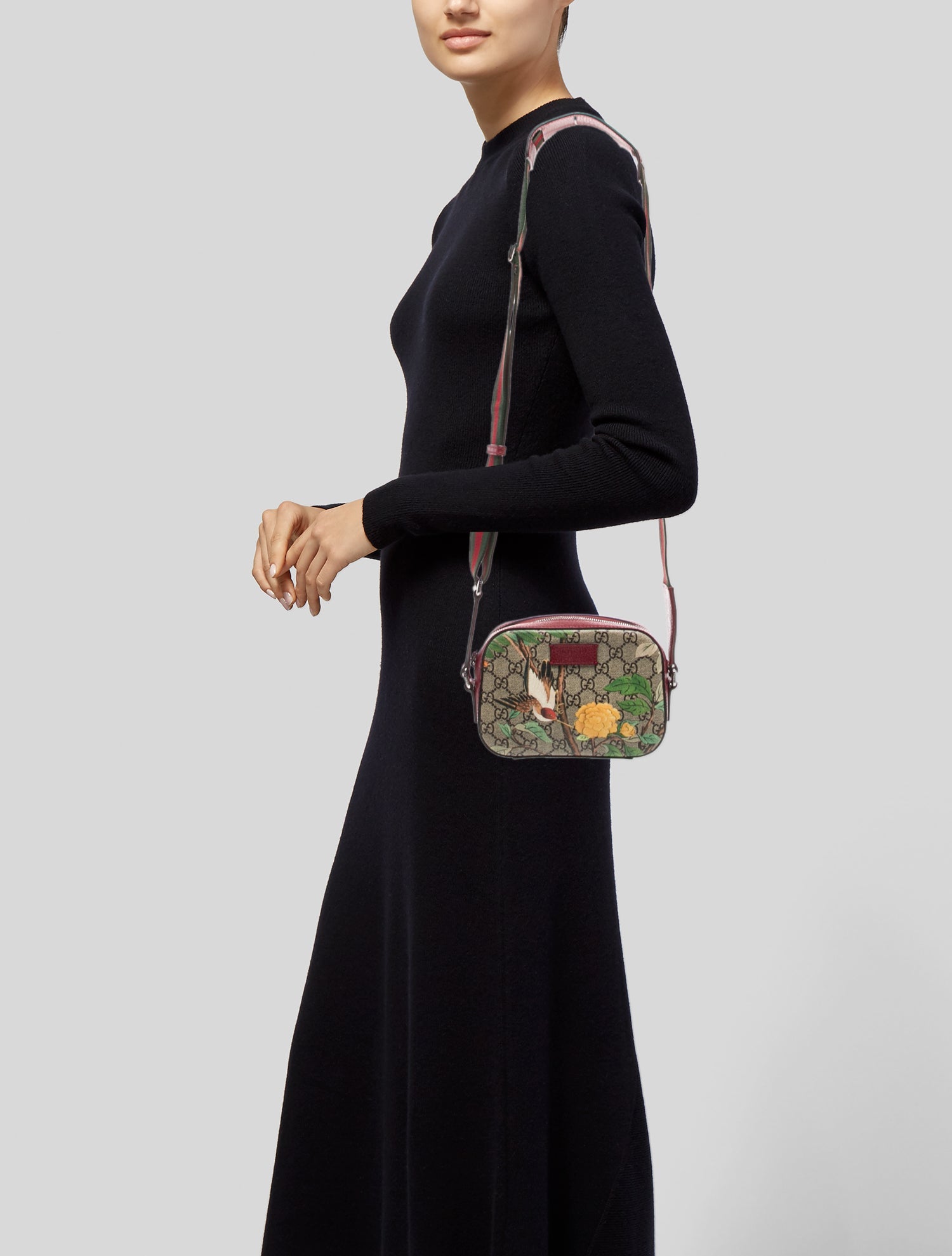 Gucci GG Supreme Messenger Bag