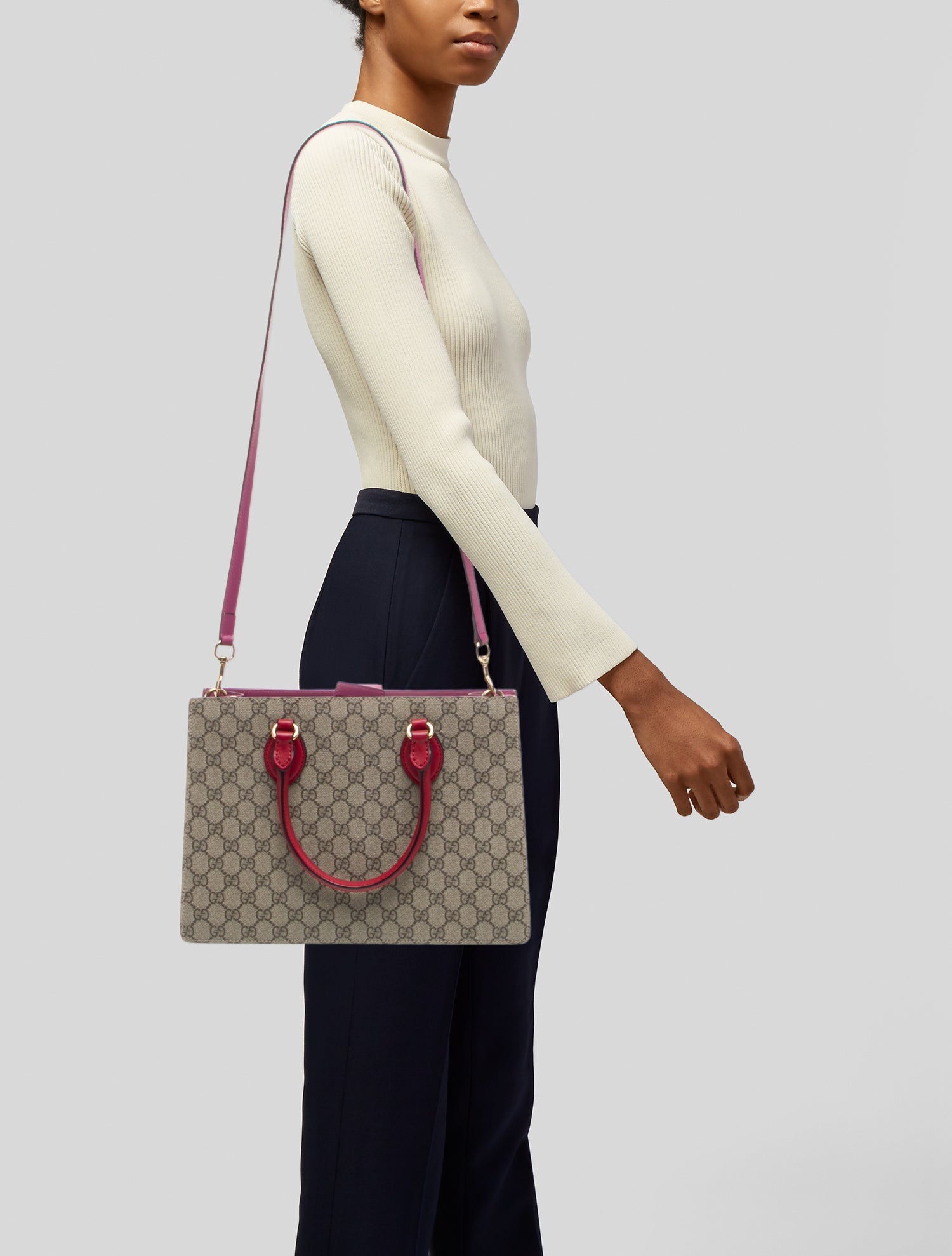 Gucci GG Supreme Top Handle Bag