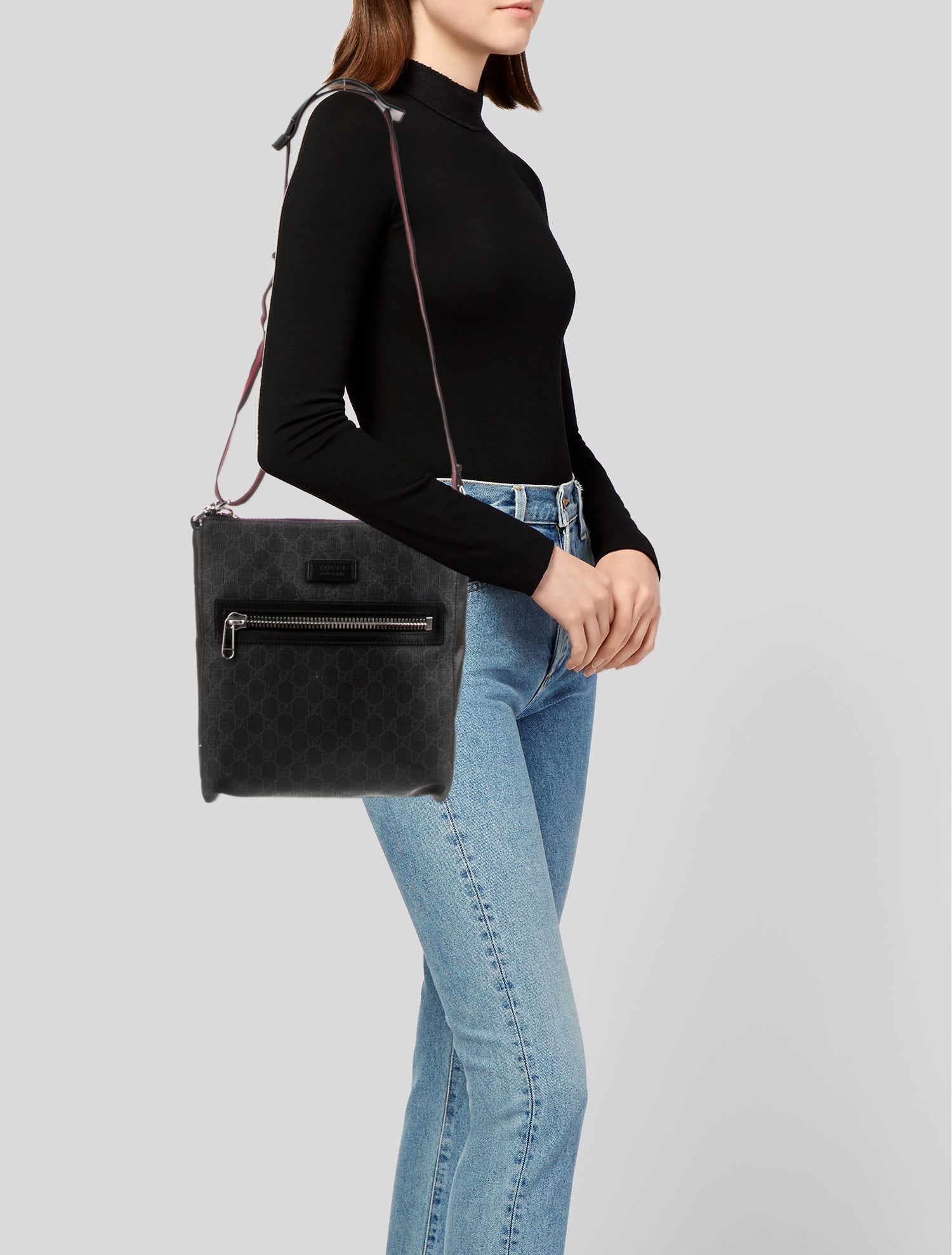 Gucci GG Supreme Messenger Bag