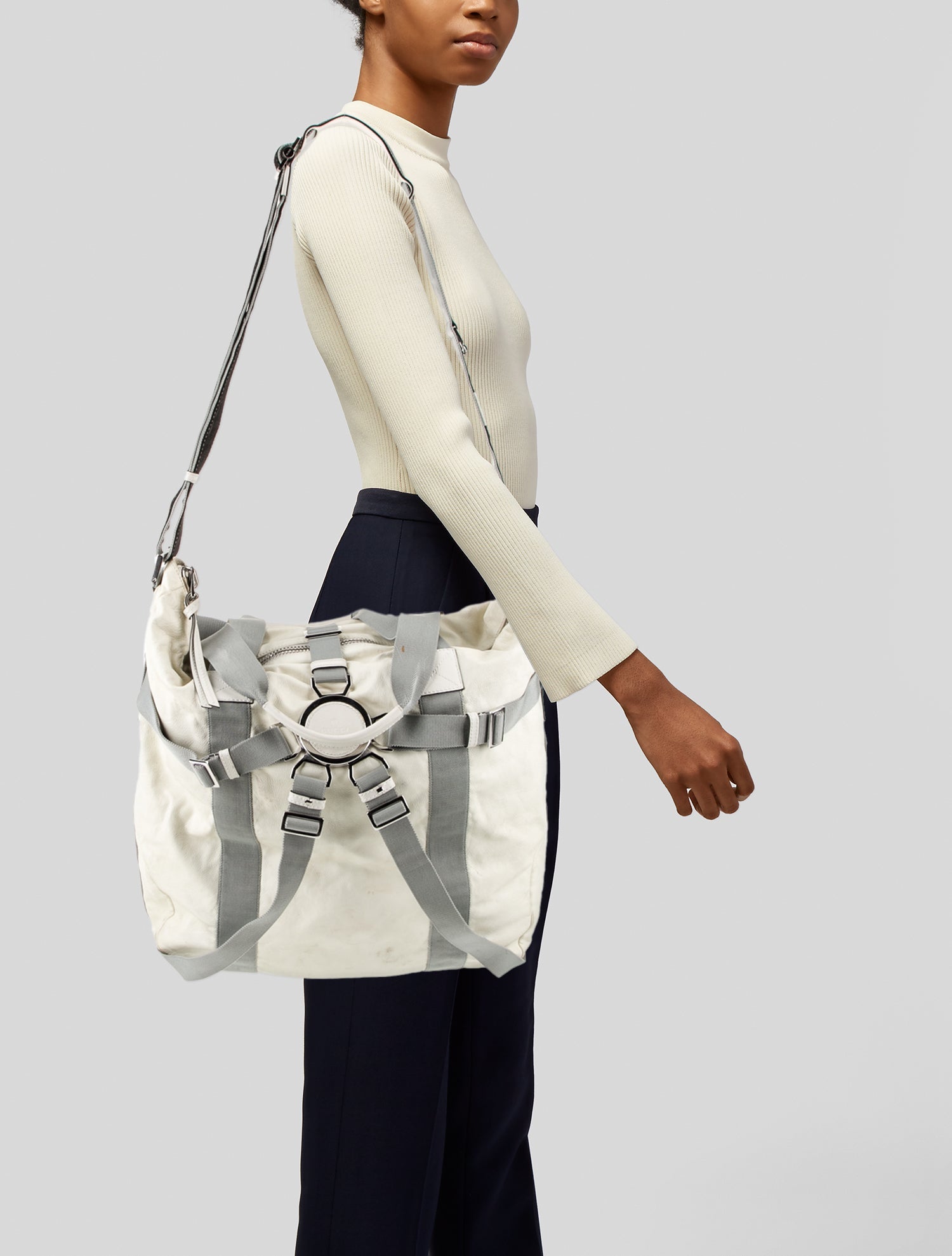 Gucci Leather Shoulder Bag