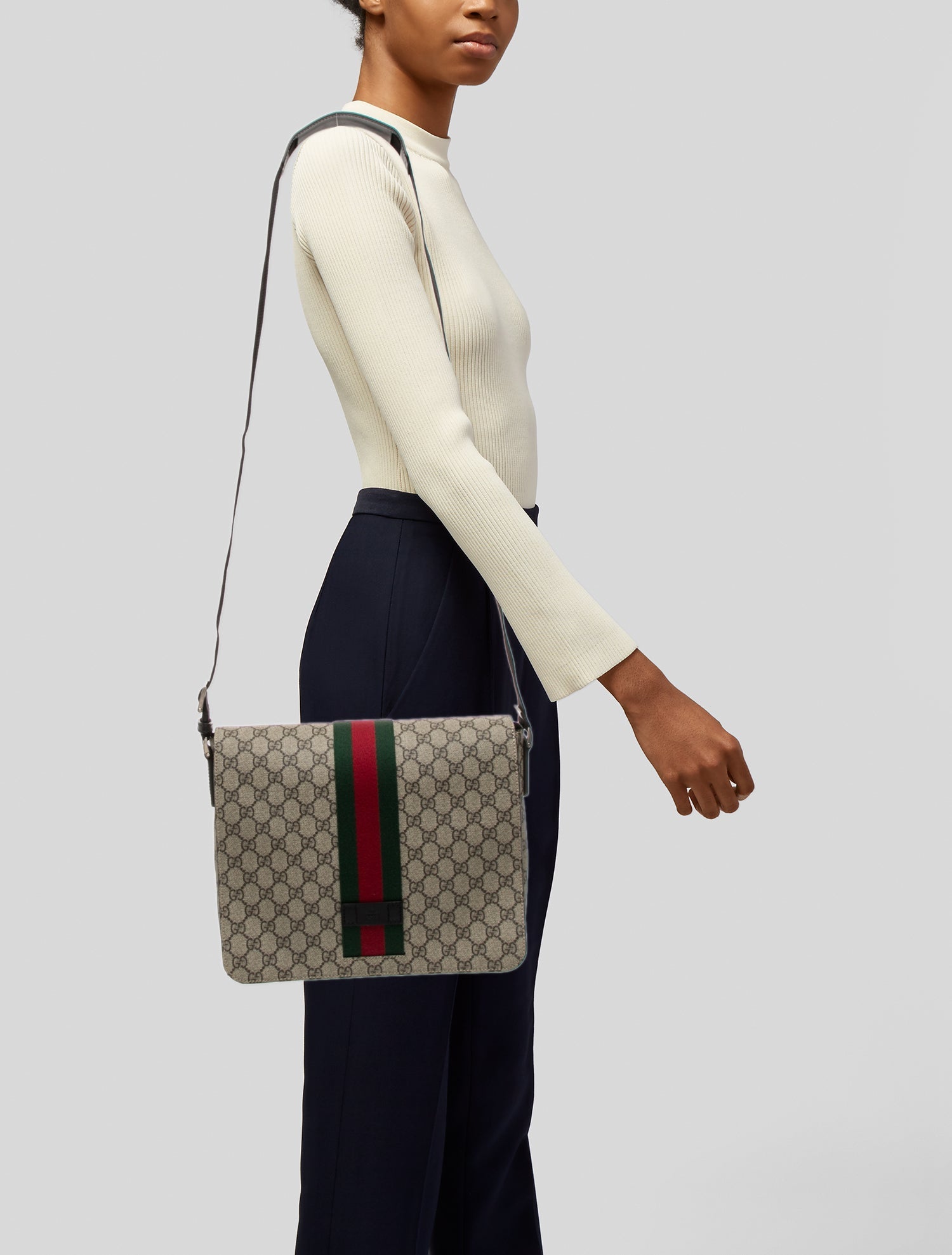 Gucci GG Supreme Messenger Bag