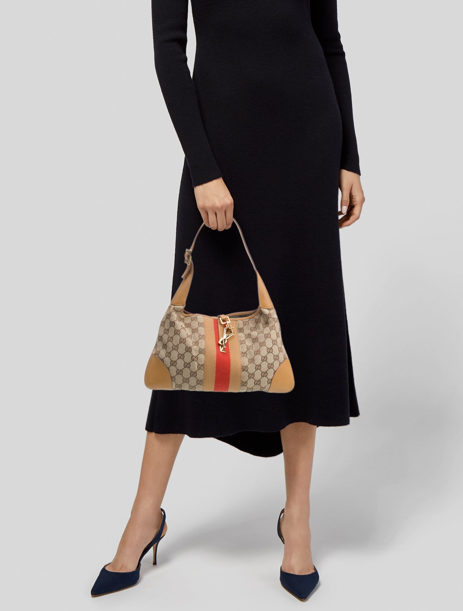 Gucci GG Canvas Jackie Medium