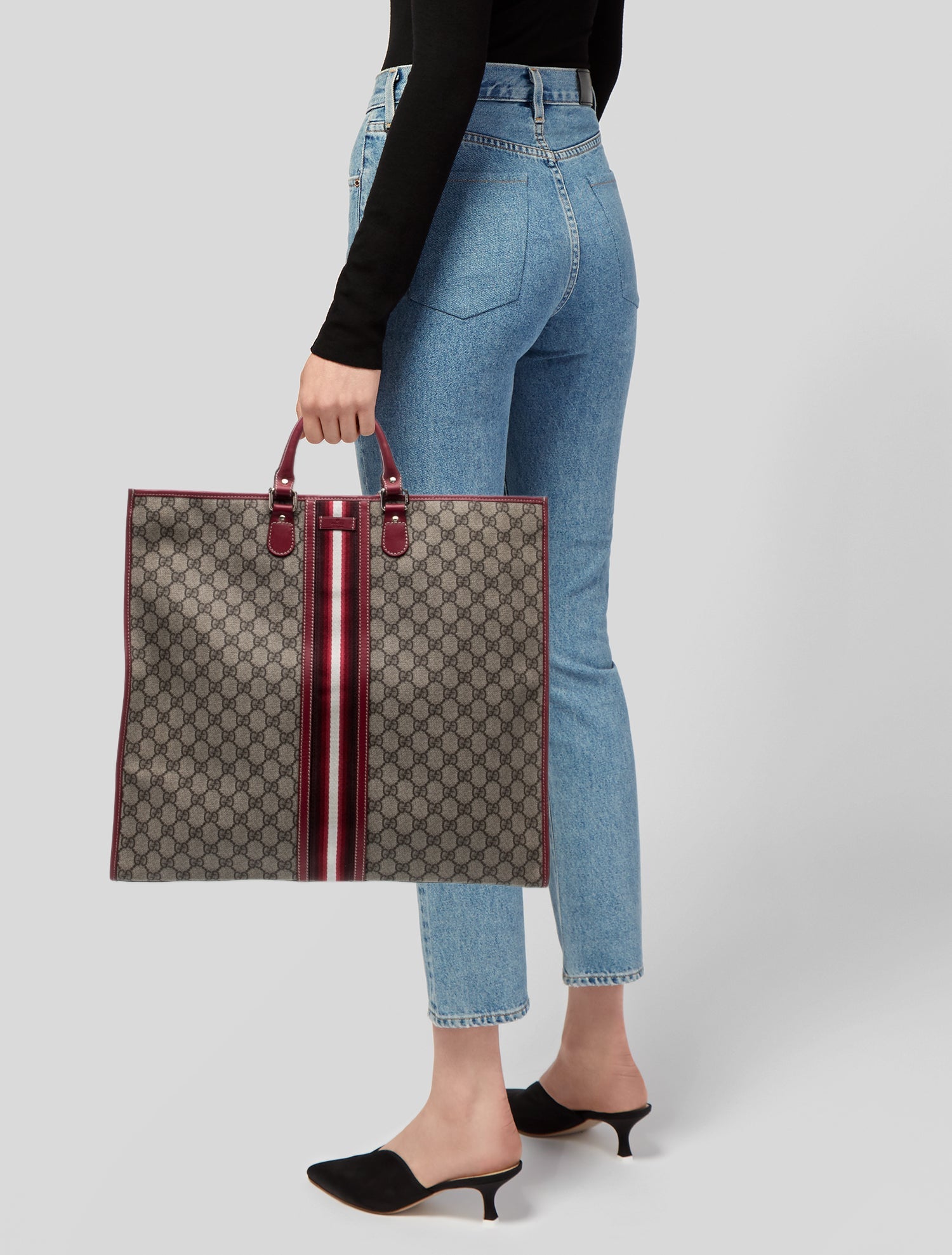 Gucci GG Supreme Top Handle Bag