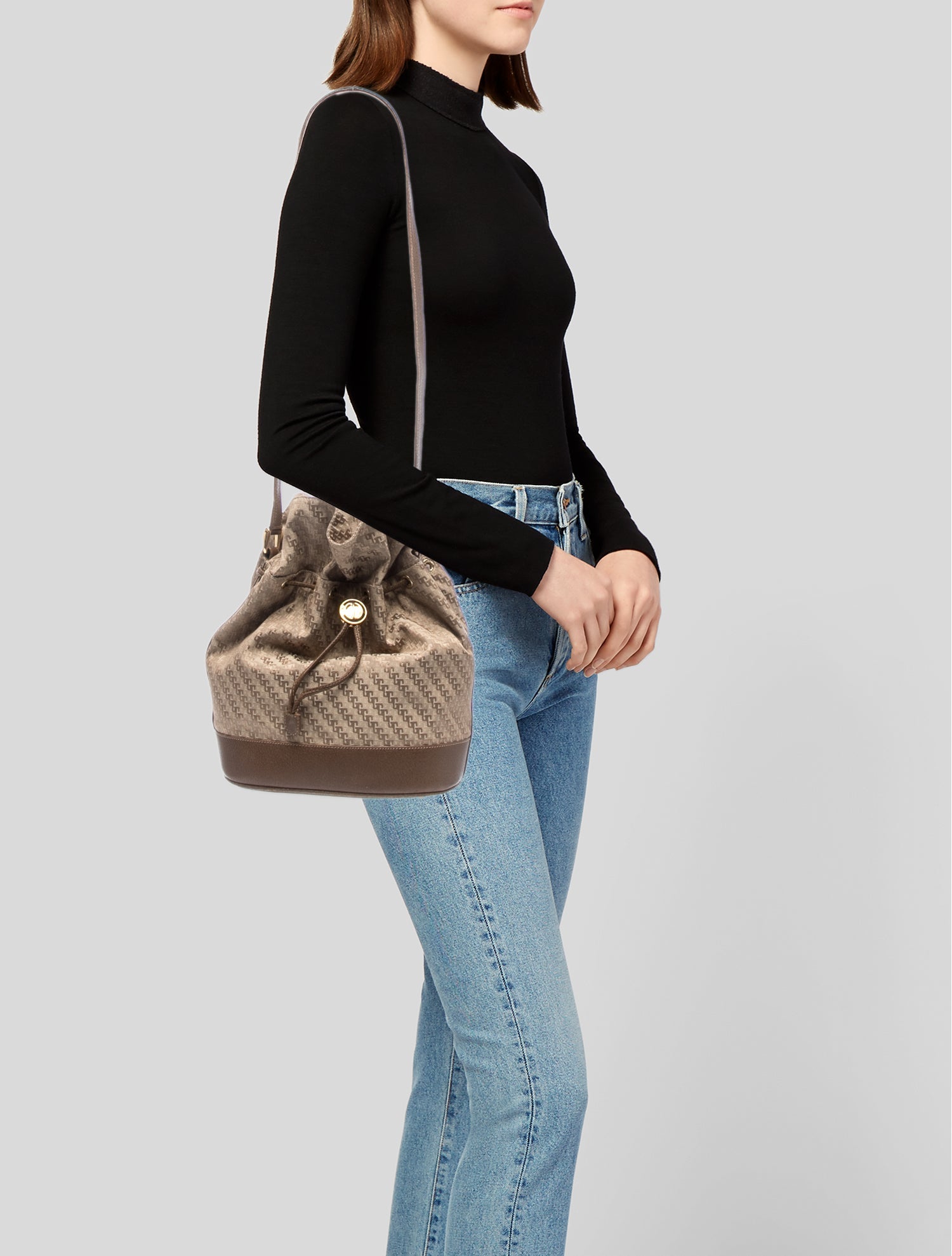 Gucci GG Canvas Bucket Bag Medium