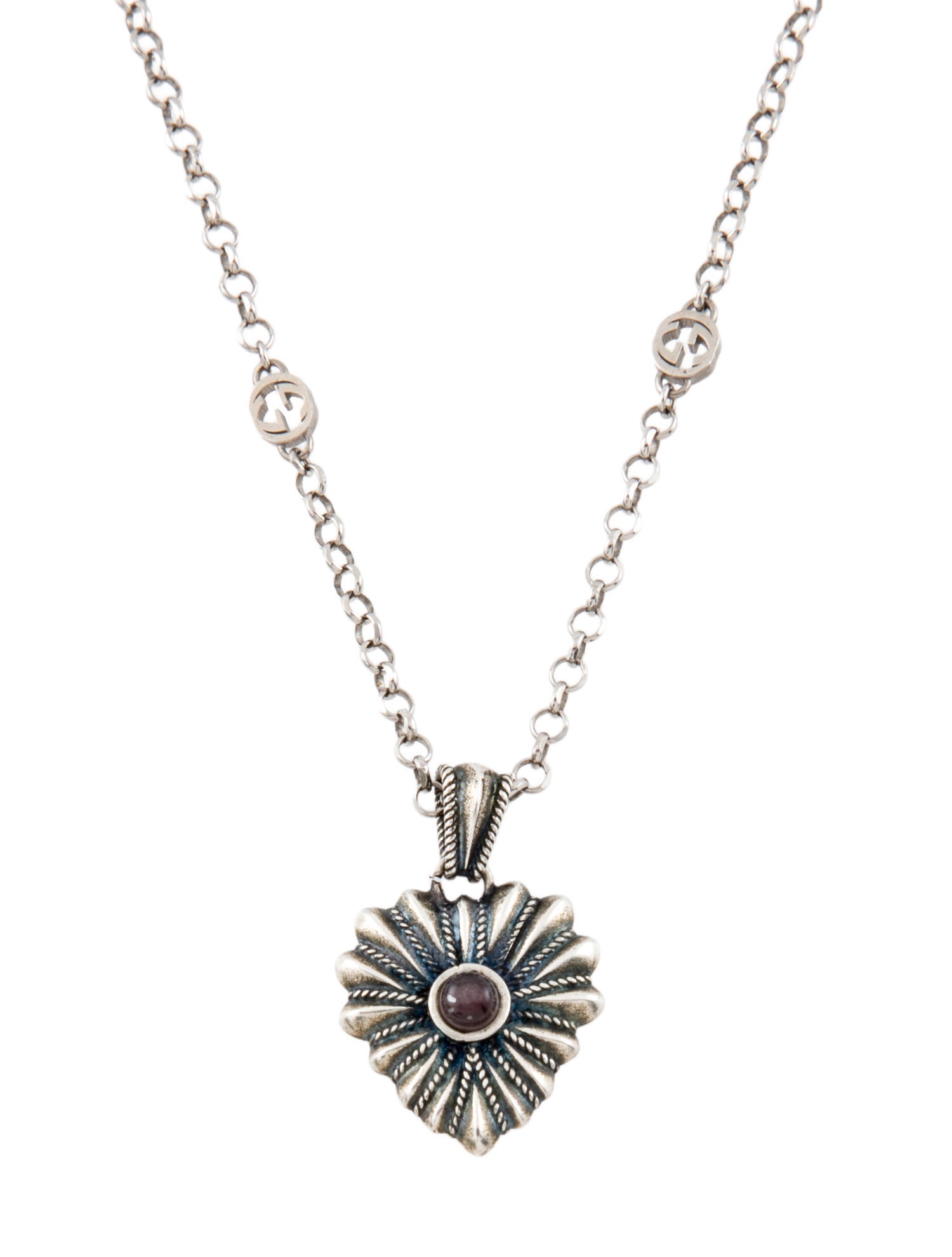 Gucci Interlocking G Heart Pendant Necklace