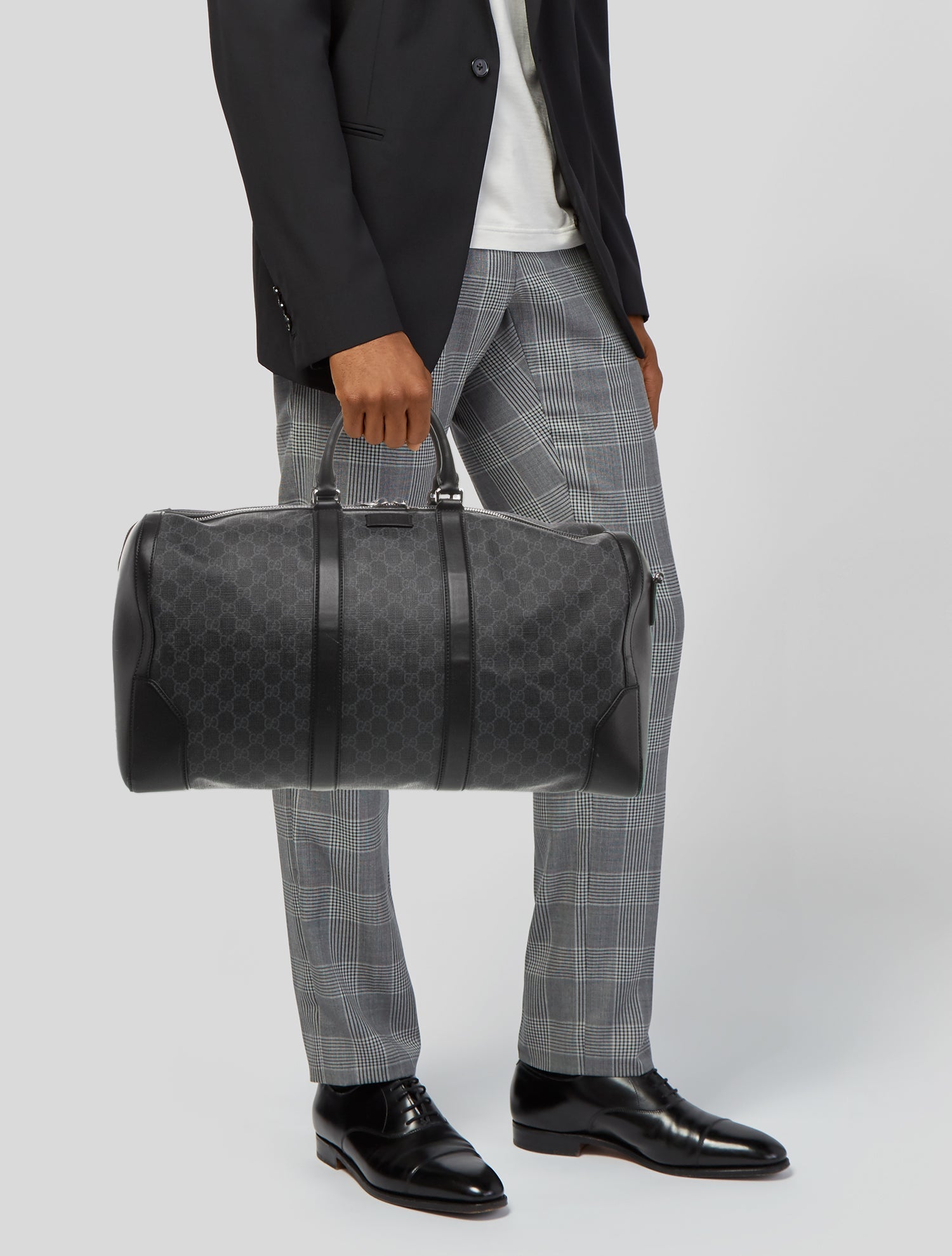 Gucci GG Supreme Weekender Bag