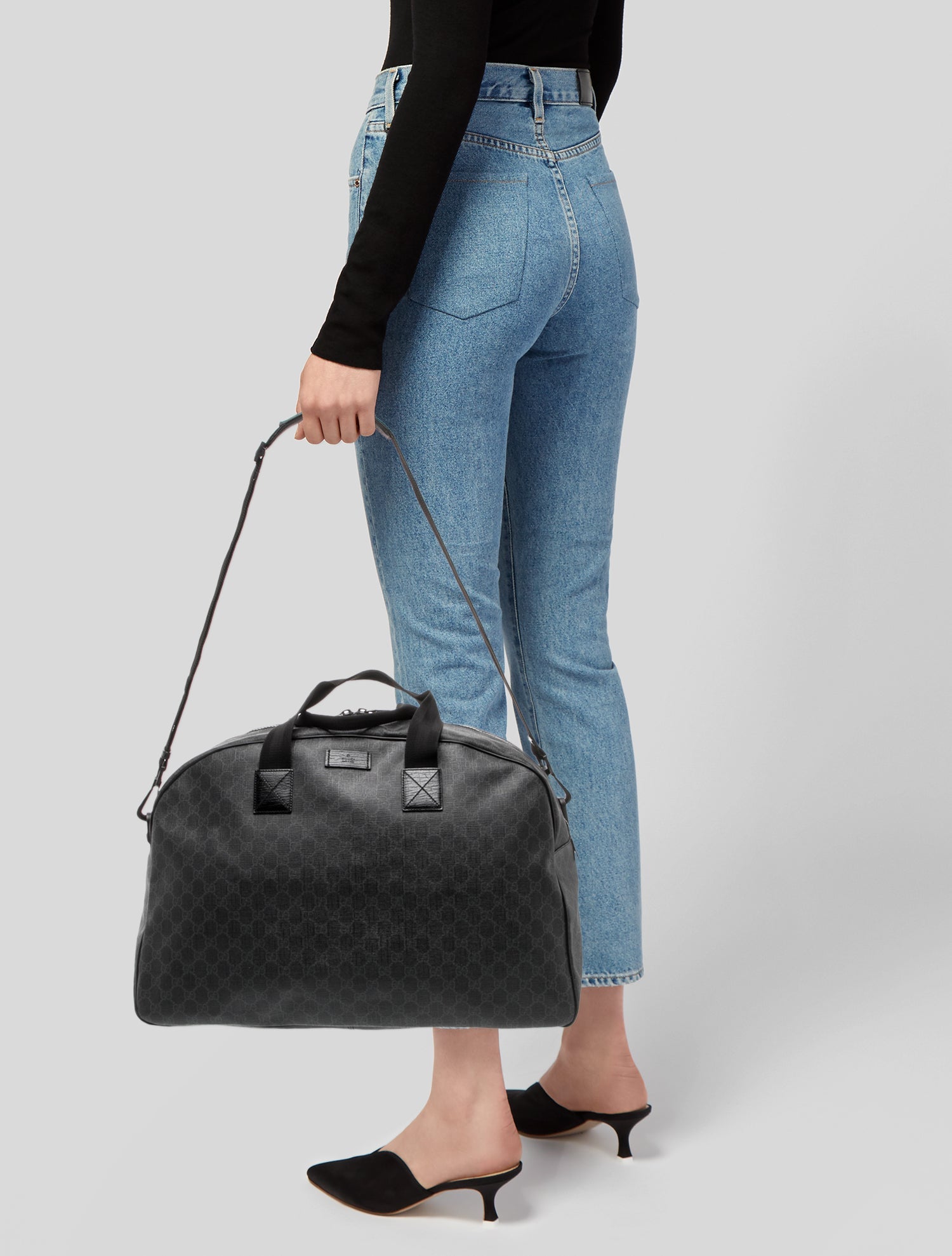 Gucci GG Supreme Weekender Bag