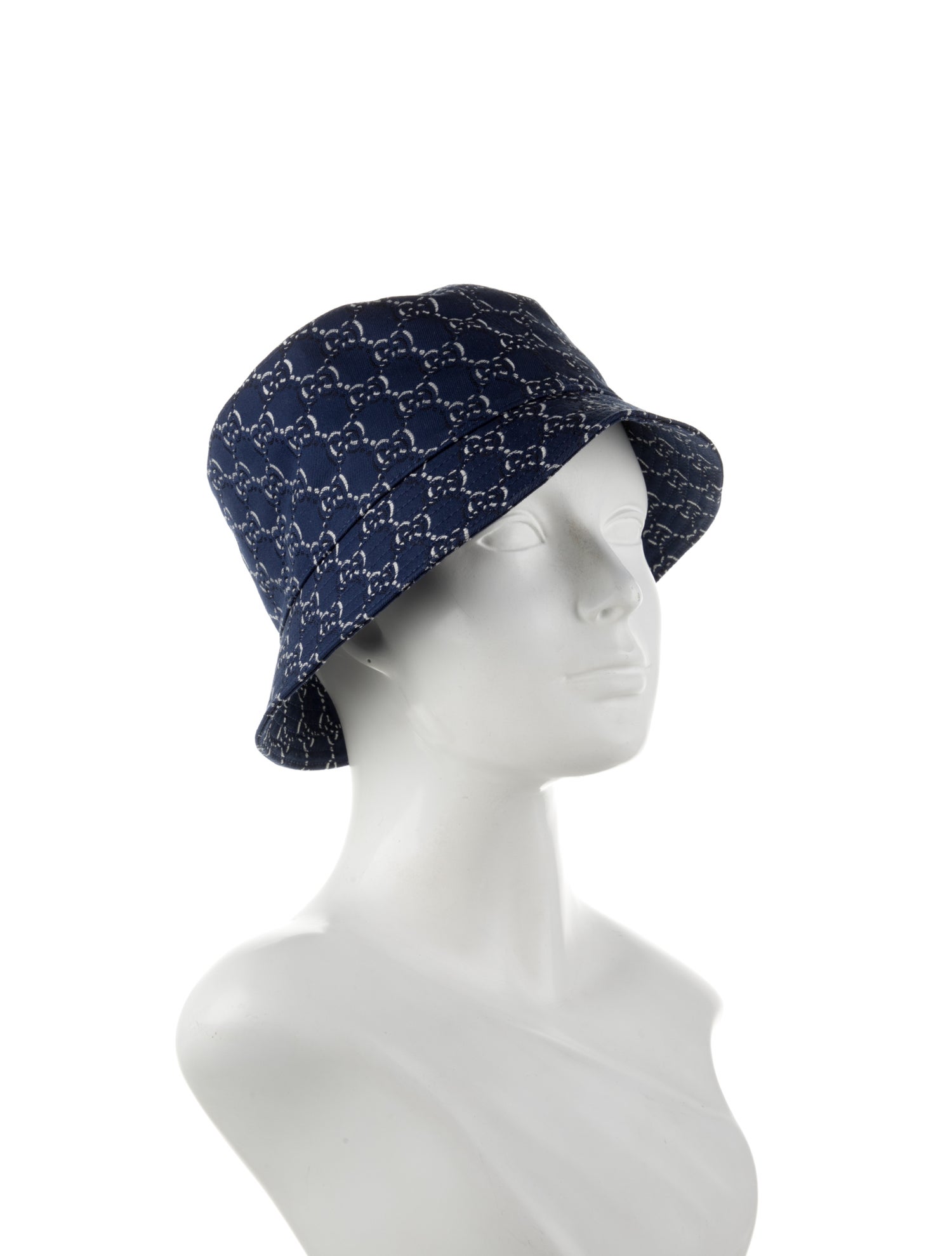 Gucci GG Canvas Bucket Hat w/Tags