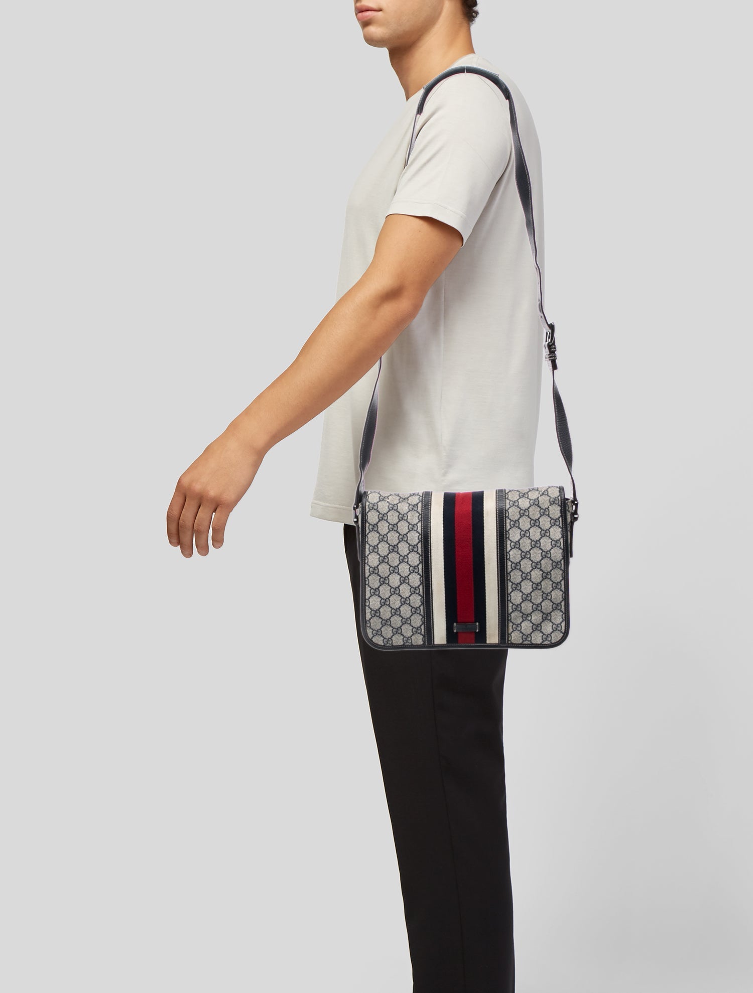 Gucci GG Canvas Messenger Bag