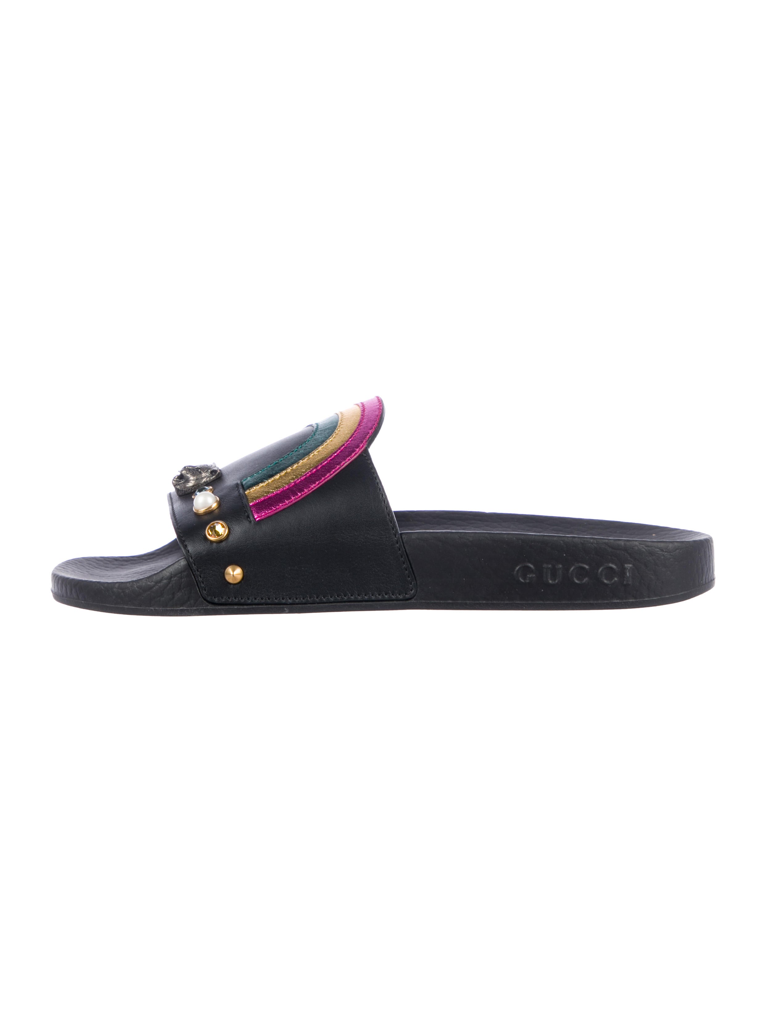 pursuit slide sandal gucci