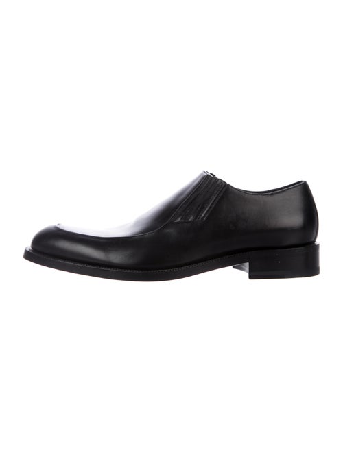 Gucci Leather Dress Loafers black