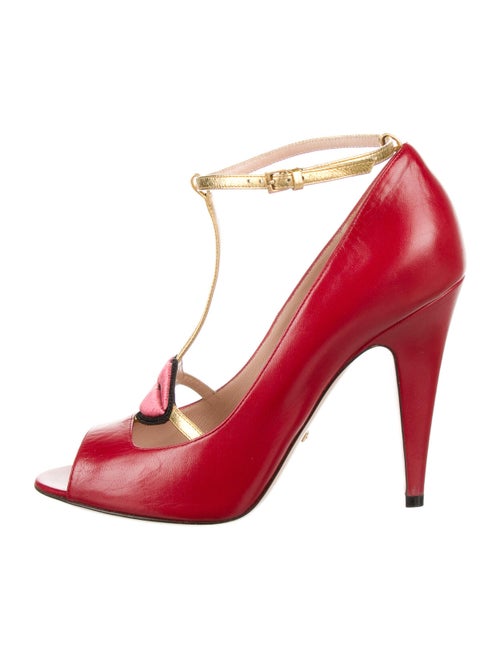 Gucci Leather T-Strap Pumps Red