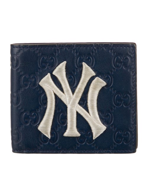 Gucci NY Yankees™ GG Signature Bifold Wallet