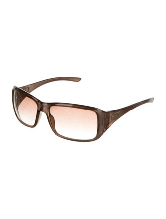 Gucci Oversize Gradient Sunglasses