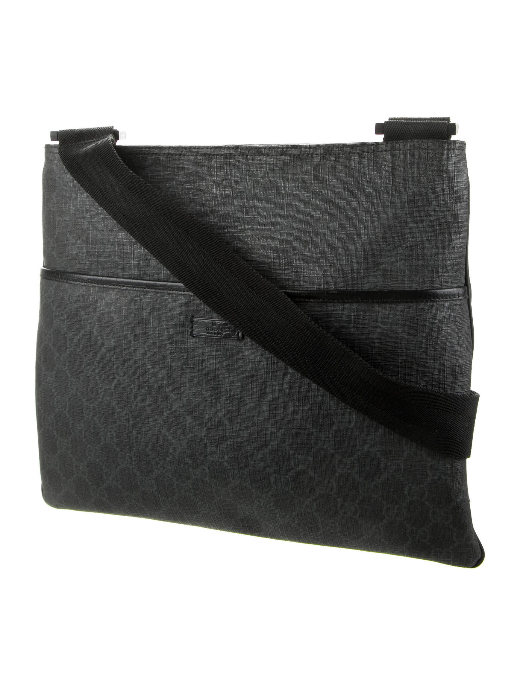 Gucci GG Supreme Crossbody Messenger Bag Black Crossbody Bags