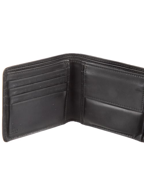 Gucci Bifold GG Signature Bifold Wallet