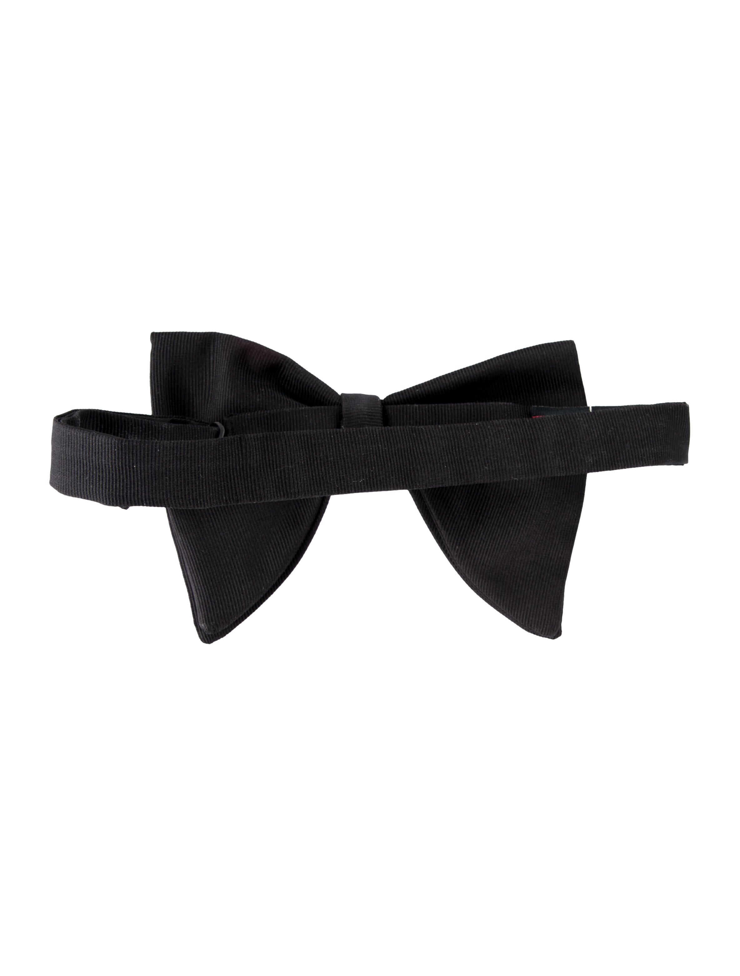 Gucci Black Silk Bow Tie