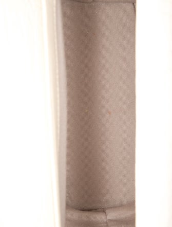 Gu_DE Embossed Leather Belt Bag