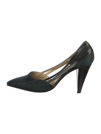 Gianni Versace Cutout Accent D'Orsay Pumps