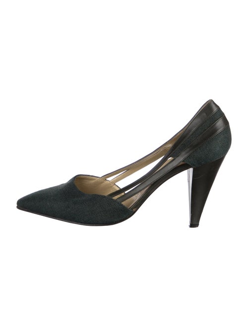Gianni Versace Cutout Accent D'Orsay Pumps