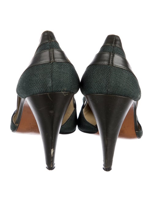 Gianni Versace Cutout Accent D'Orsay Pumps