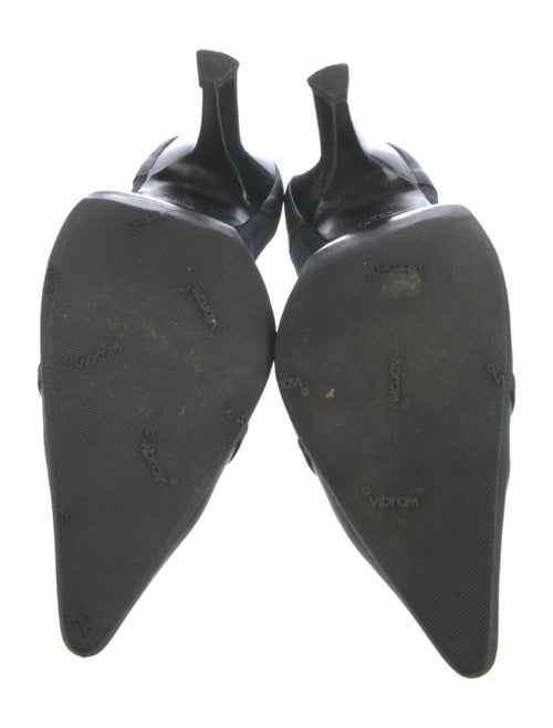 Gianni Versace Leather D'Orsay Pumps