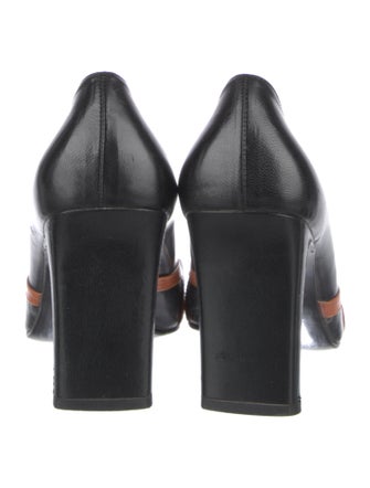 Gianni Versace Medusa Insignia Leather D'Orsay Pumps