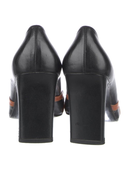 Gianni Versace Medusa Insignia Leather D'Orsay Pumps