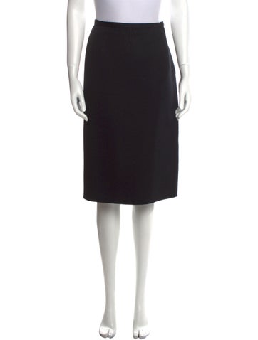 Halston Skirts Knee-Length Skirt M
