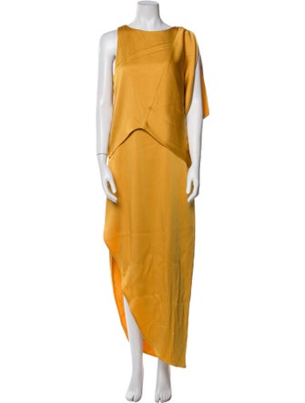 Halston Bateau Neckline Long Dress