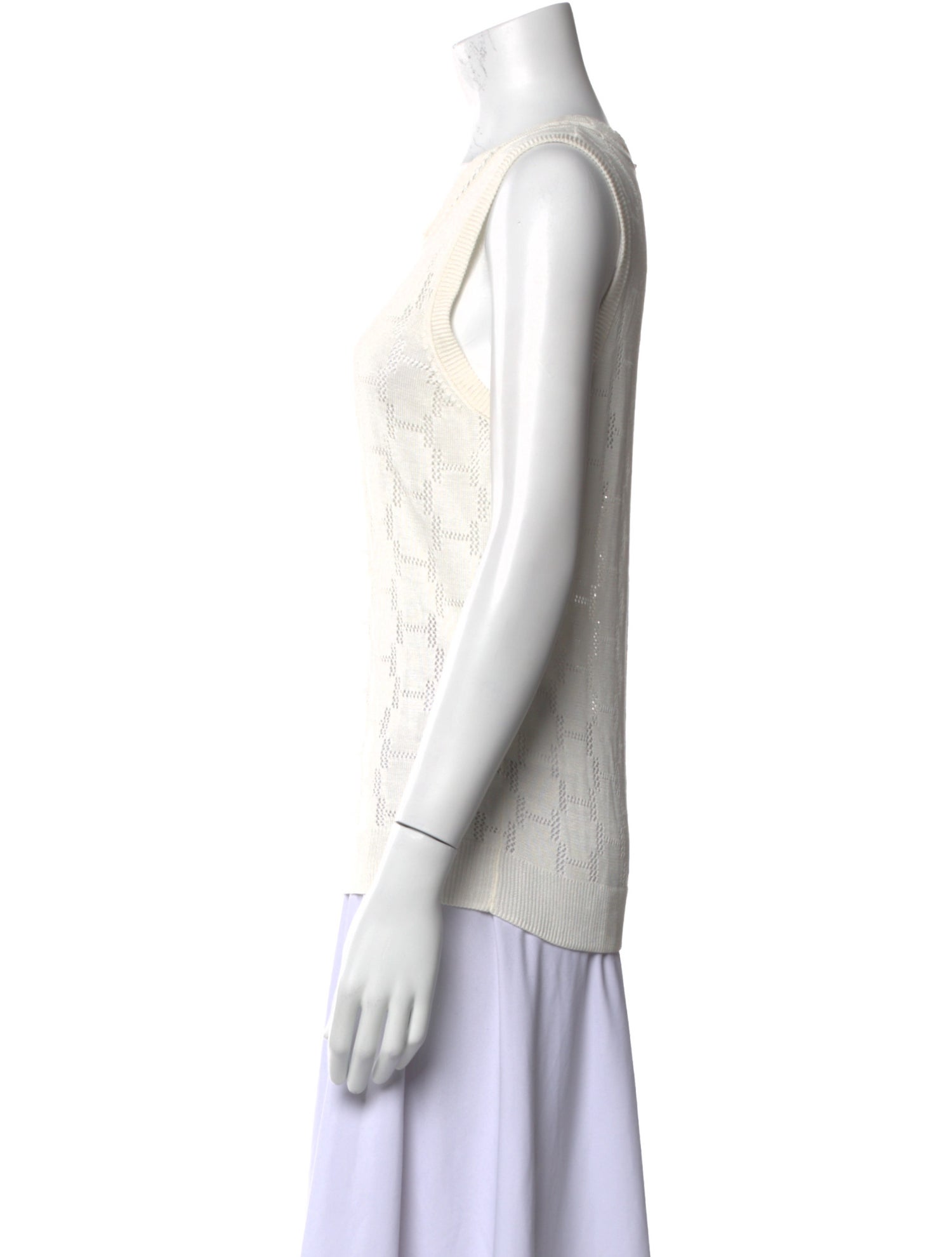 Halston Scoop Neck Sleeveless Top