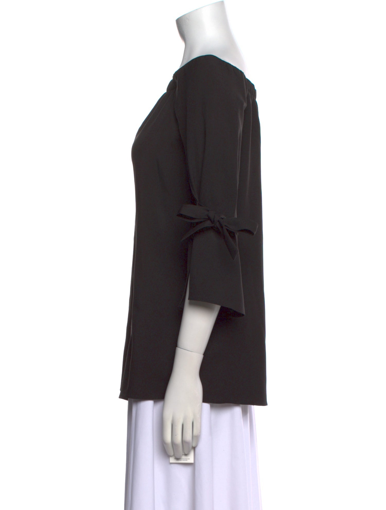 Halston Bateau Neckline Three-Quarter Sleeve Tunic