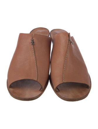 Henry Beguelin Leather Slides