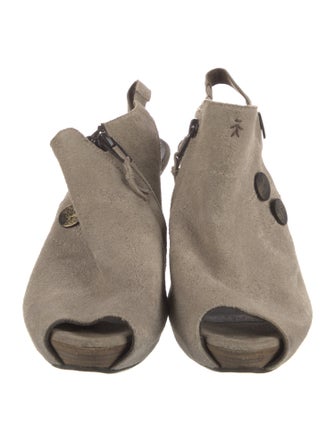 Henry Beguelin Suede Slingback Pumps