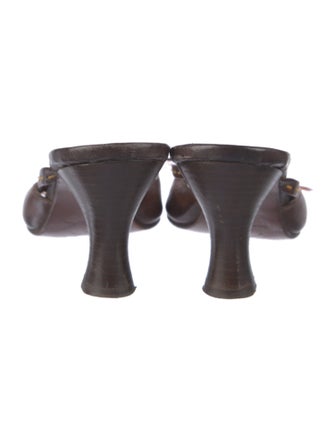 Henry Beguelin Leather Feather Trim Slides