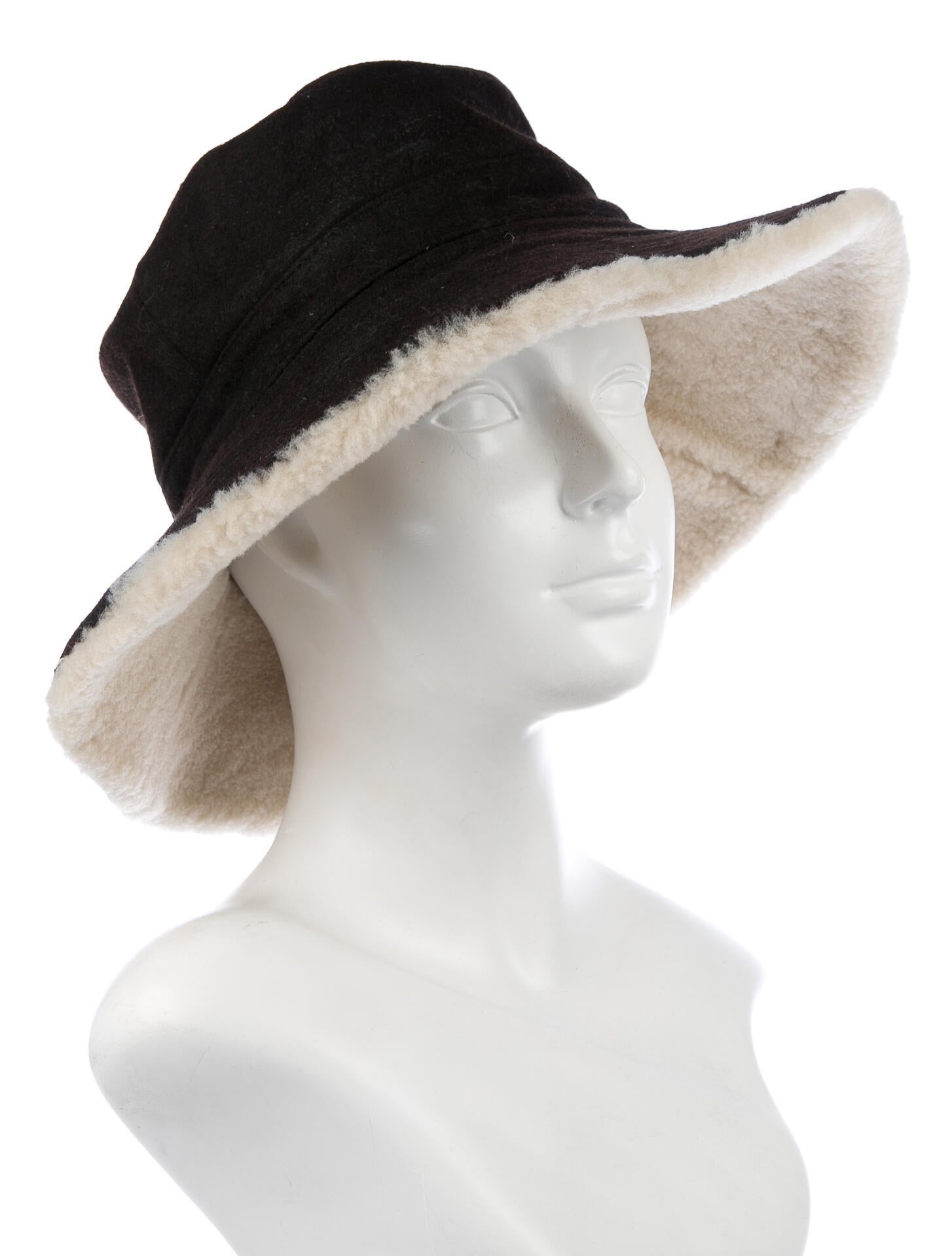 hermes shearling bucket hat