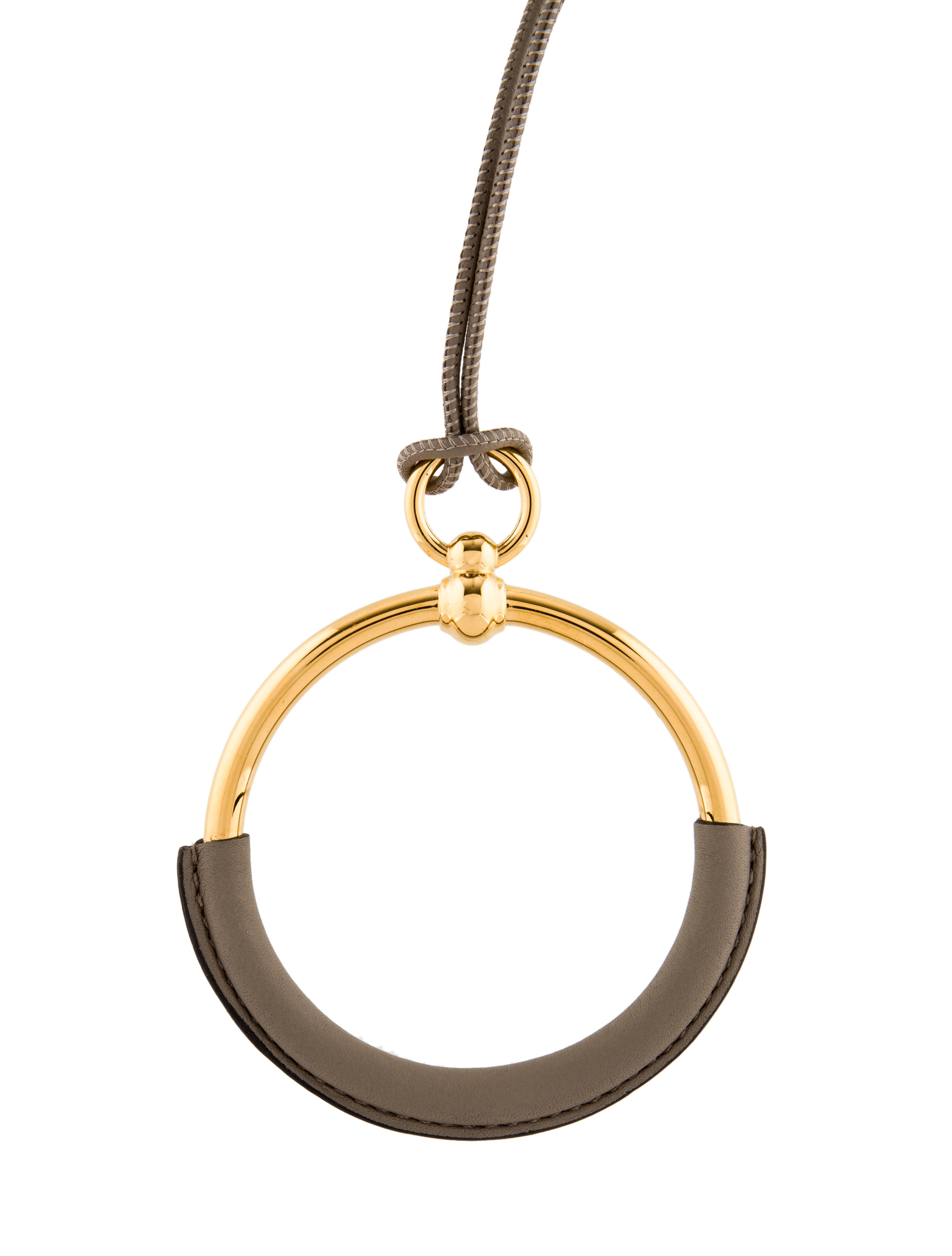 Hermès Loop Grand Pendant Necklace - Grey, 18K Yellow Gold