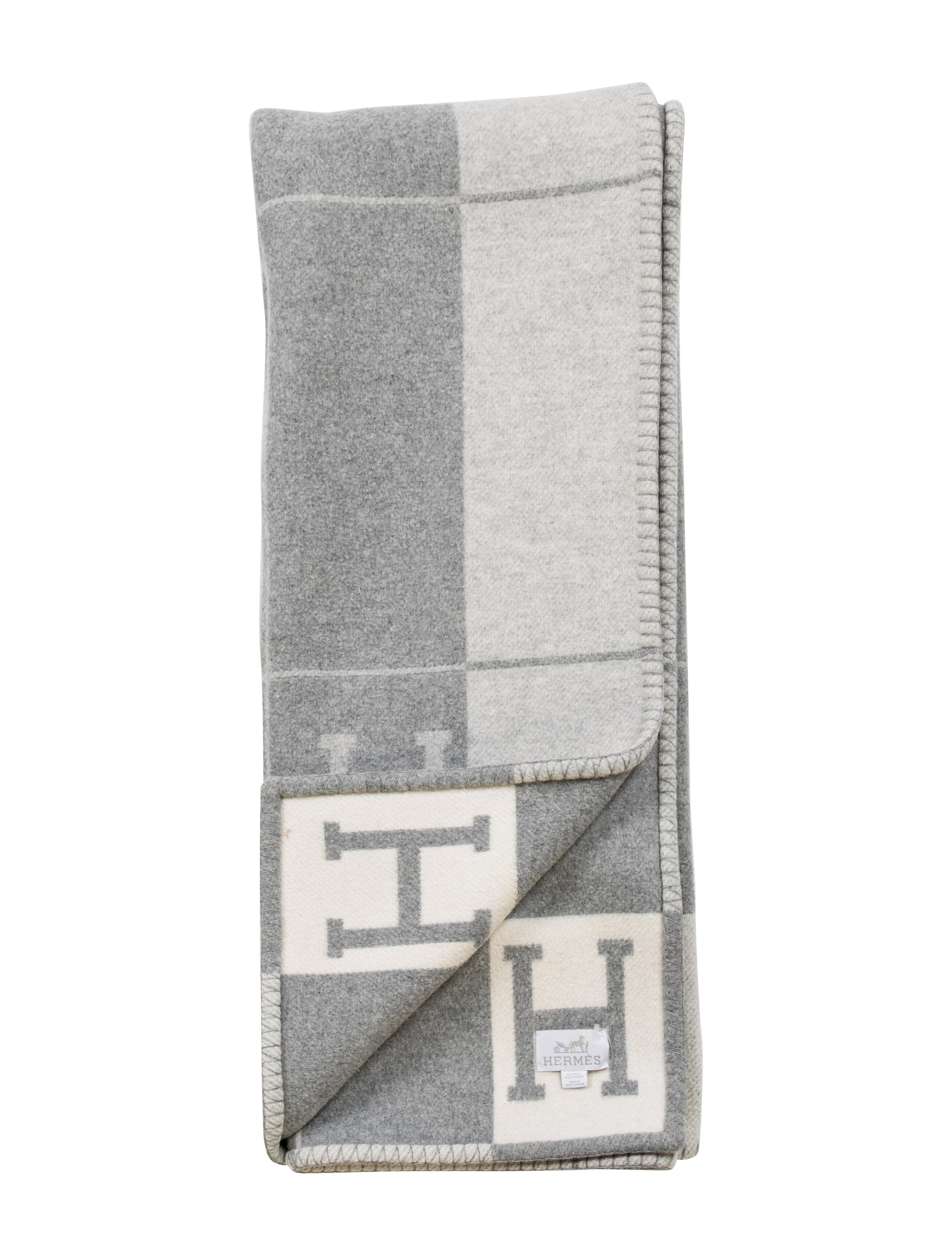 Hermès Avalon III Throw Blanket Grey HER459324 The RealReal